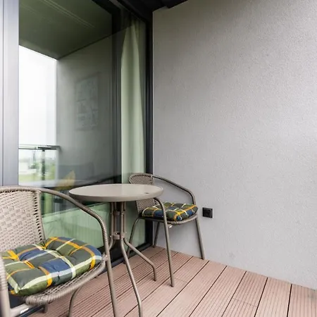 Flatbook - Center Chlebova With Gym