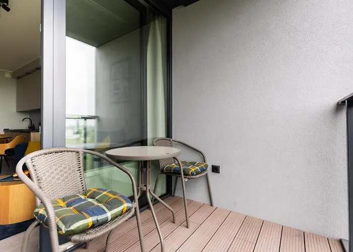 Flatbook - Center Chlebova With Gym